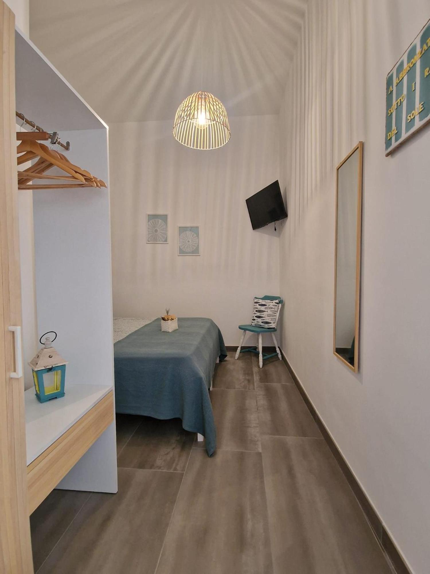 Camere A Oriente II Room And Apartments Torre dell'Orso Exterior photo